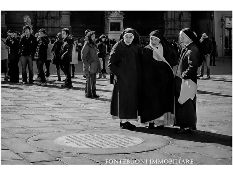 Immagine 3 di Negozio in affitto  a Firenze