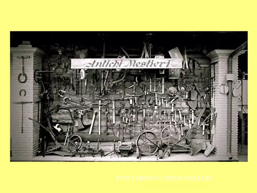 Immagine 3 di Negozio in affitto  a Firenze