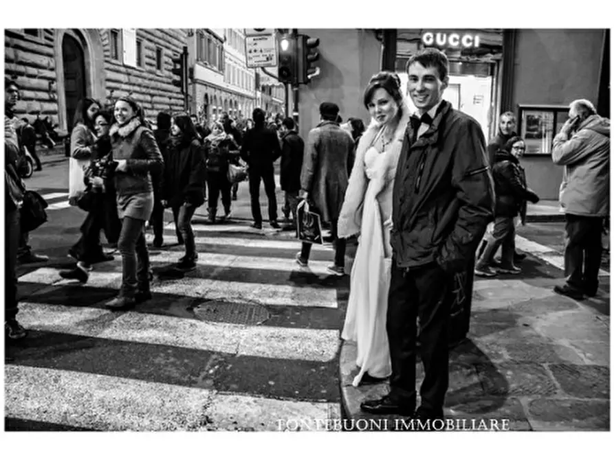 Immagine 5 di Appartamento in vendita  a Firenze