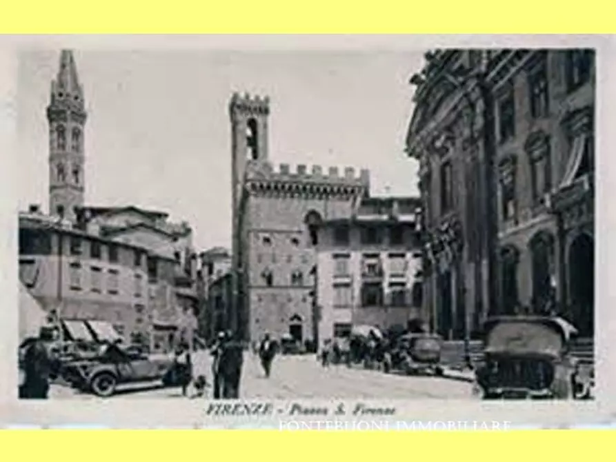 Immagine 2 di Appartamento in vendita  a Firenze