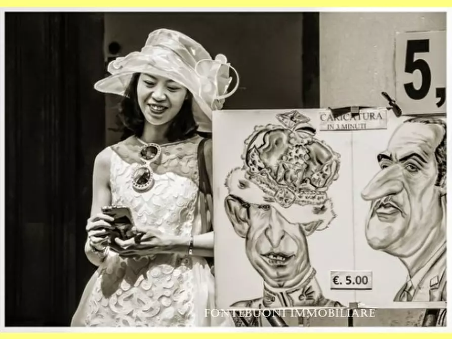 Immagine 7 di Appartamento in vendita  a Firenze