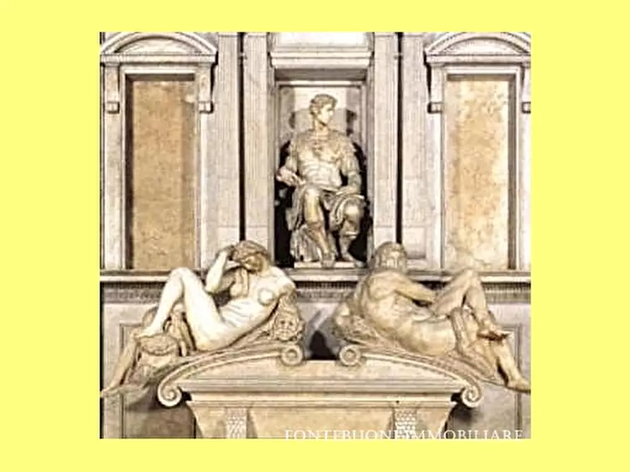 Immagine 5 di Negozio in vendita  a Firenze