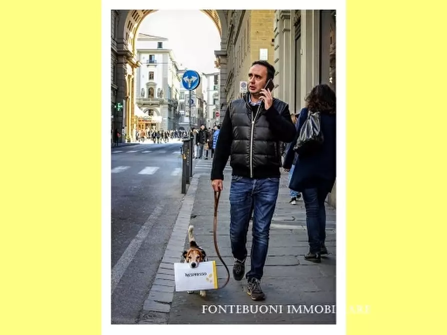 Immagine 3 di Negozio in vendita  a Poggibonsi