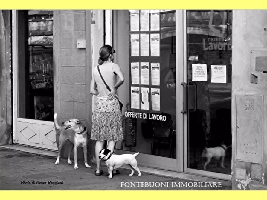 Immagine 5 di Negozio in vendita  a Firenze