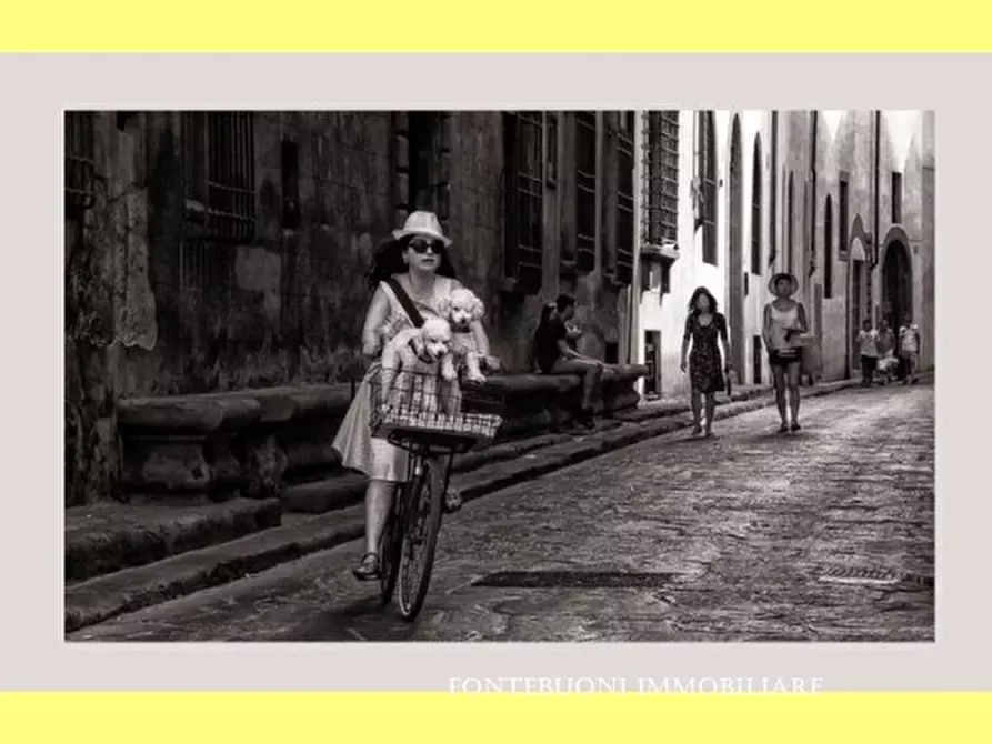 Immagine 5 di Negozio in vendita  a Calenzano