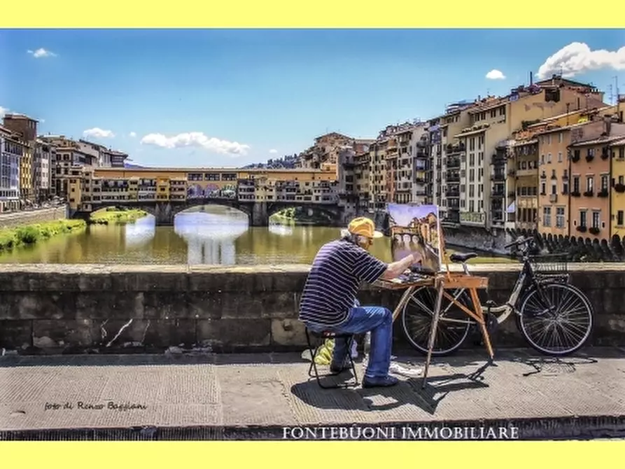 Immagine 2 di Negozio in vendita  a Firenze