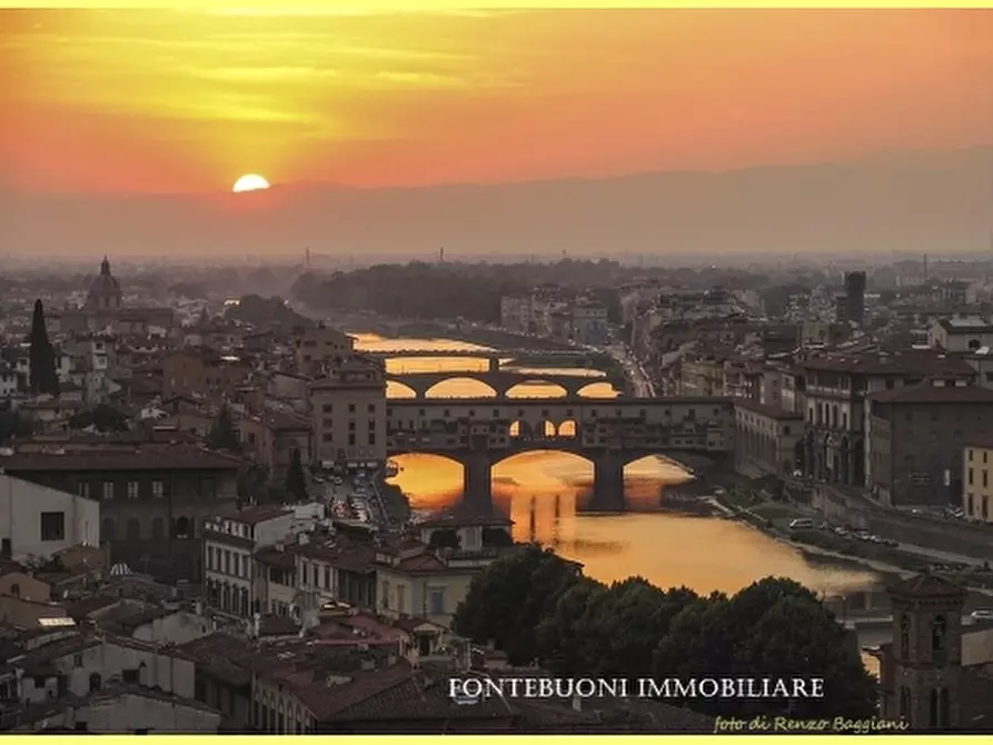 Immagine 3 di Negozio in vendita  a Firenze