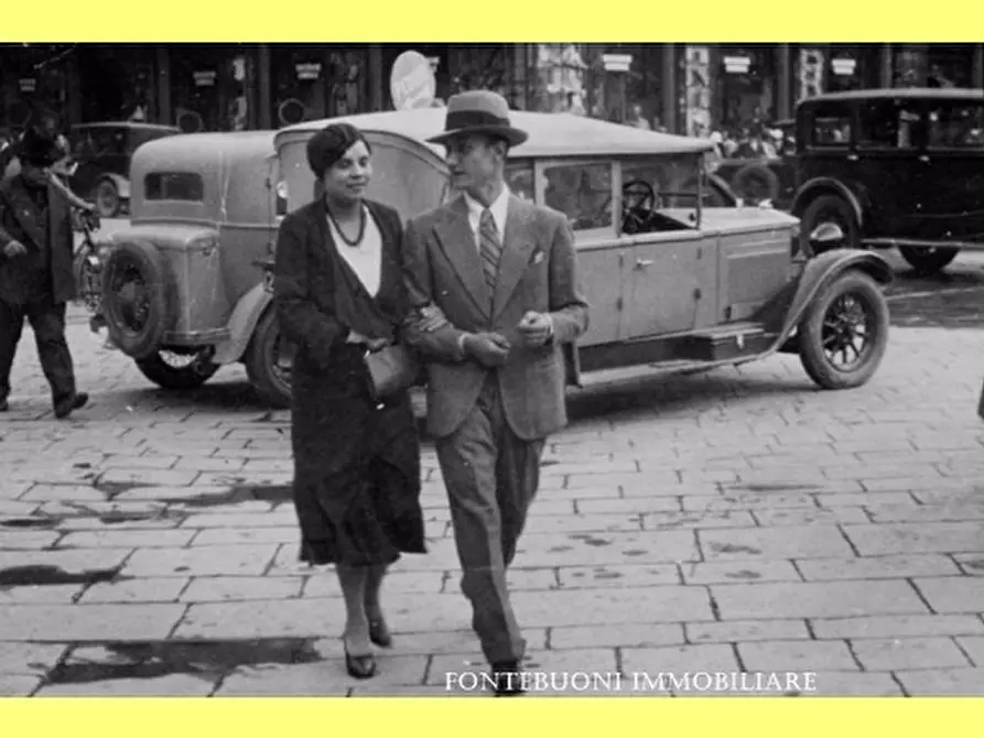 Immagine 5 di Negozio in affitto  a Firenze