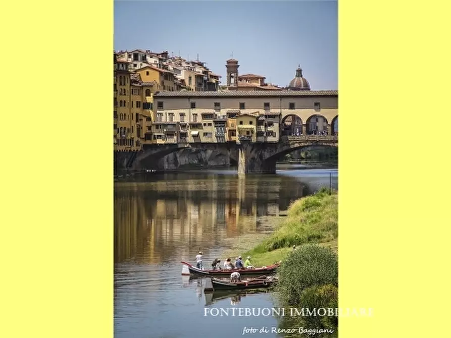 Immagine 1 di Negozio in vendita  a Firenze