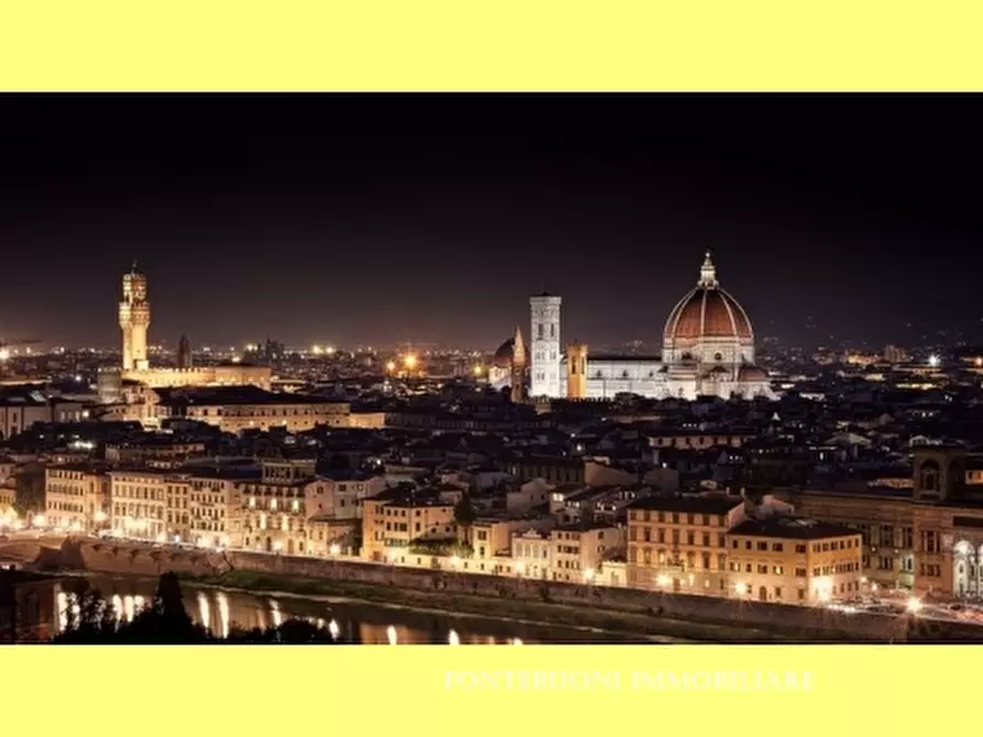 Immagine 1 di Negozio in vendita  a Firenze