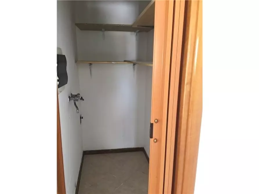 Immagine 6 di Appartamento in vendita  a Capraia E Limite