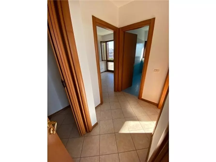 Immagine 5 di Appartamento in vendita  a Capraia E Limite