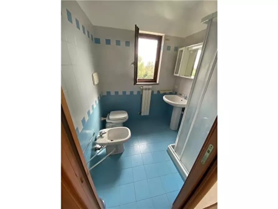 Immagine 4 di Appartamento in vendita  a Capraia E Limite