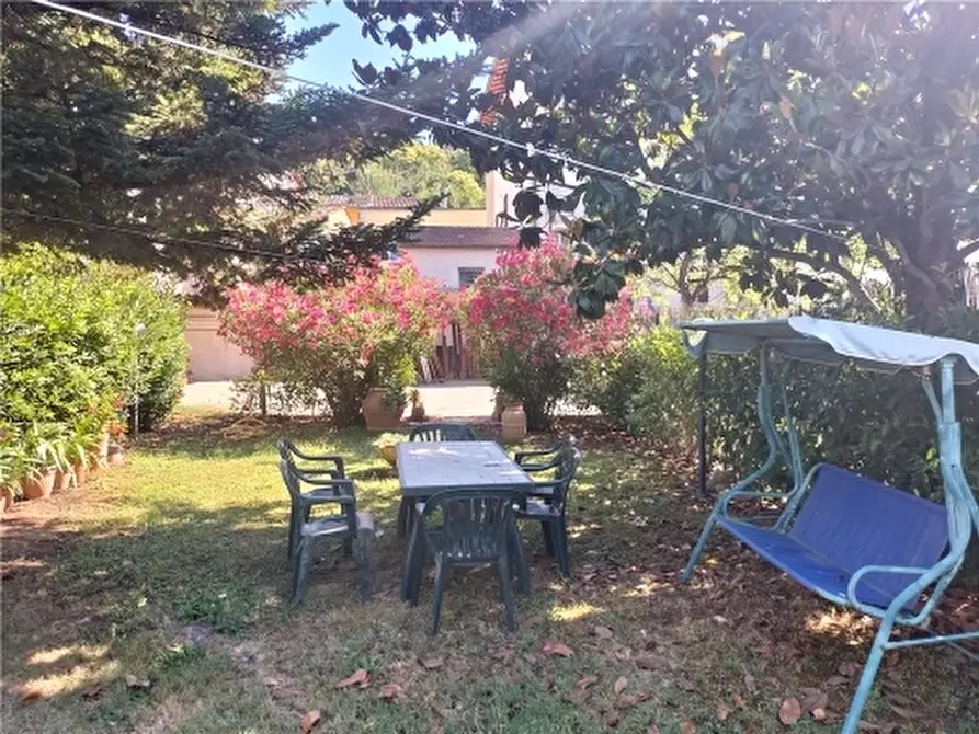 Immagine 4 di Appartamento in vendita  a Lastra A Signa