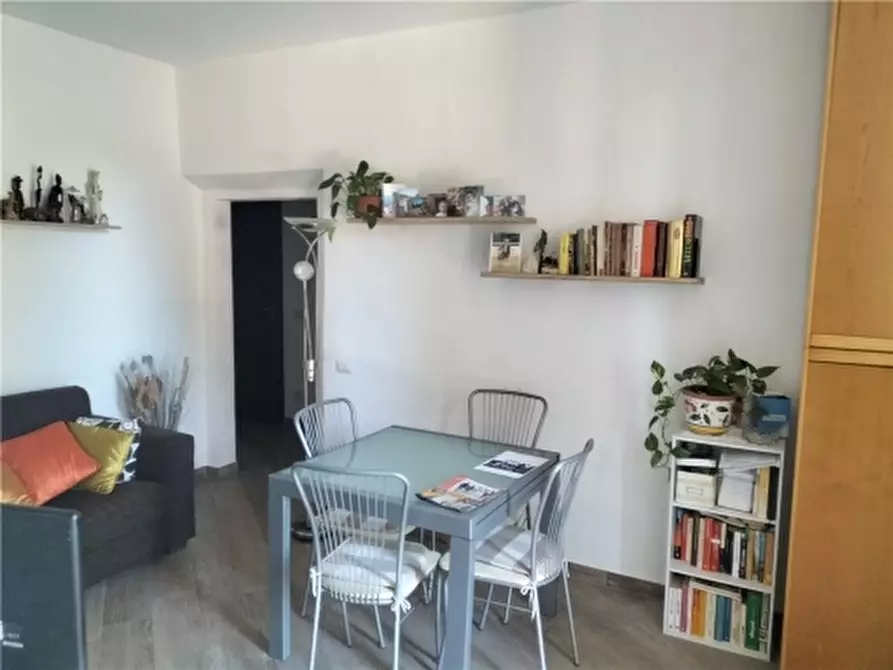 Immagine 10 di Appartamento in vendita  a Lastra A Signa