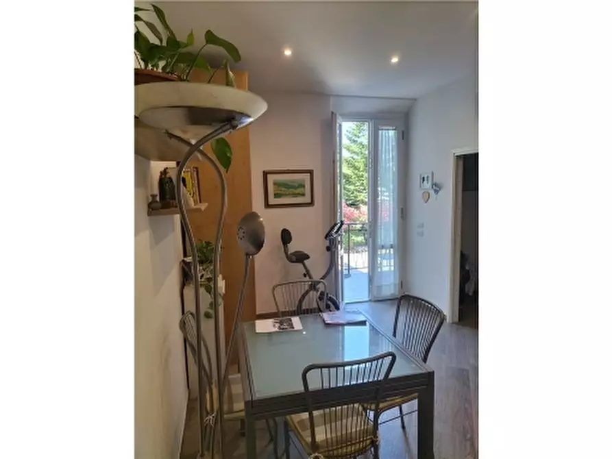 Immagine 11 di Appartamento in vendita  a Lastra A Signa