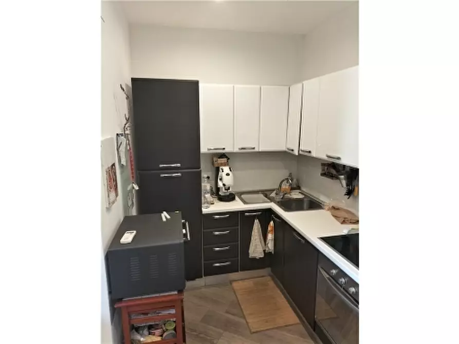 Immagine 14 di Appartamento in vendita  a Lastra A Signa