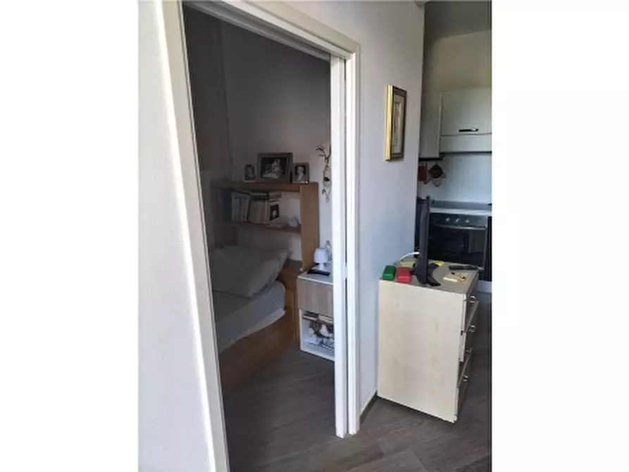 Immagine 16 di Appartamento in vendita  a Lastra A Signa