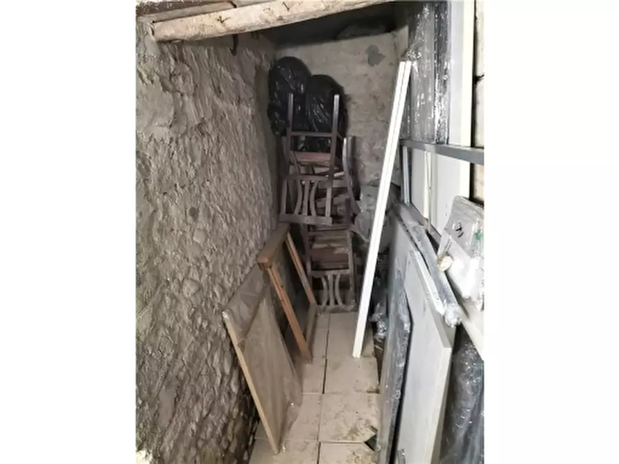 Immagine 29 di Appartamento in vendita  a Lastra A Signa