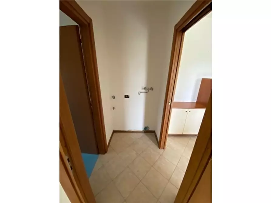 Immagine 3 di Appartamento in vendita  a Capraia E Limite