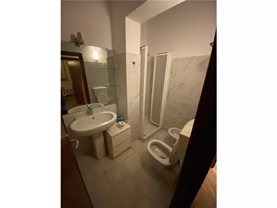 Immagine 7 di Appartamento in vendita  a Lastra A Signa