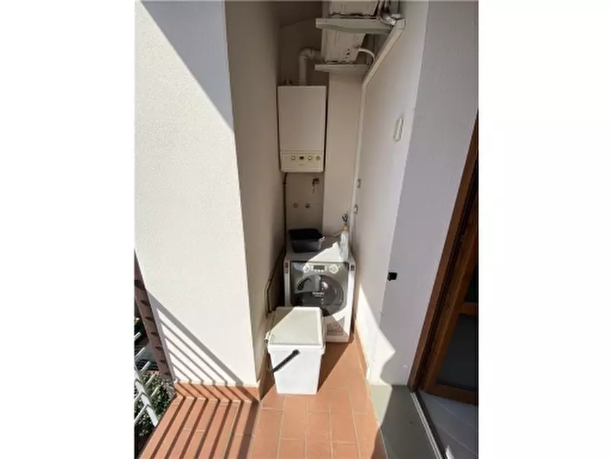 Immagine 7 di Appartamento in vendita  a Lastra A Signa