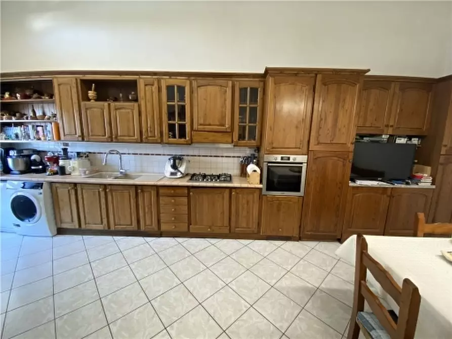 Immagine 7 di Appartamento in vendita  a Empoli