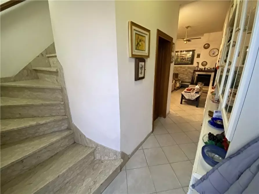 Immagine 13 di Appartamento in vendita  a Empoli