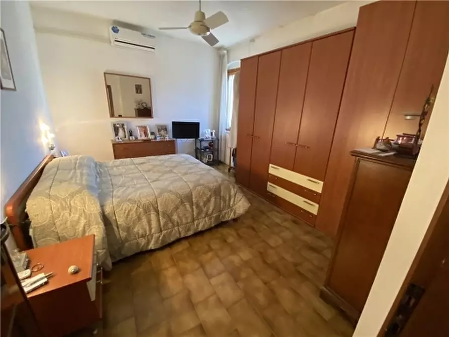 Immagine 21 di Appartamento in vendita  a Empoli