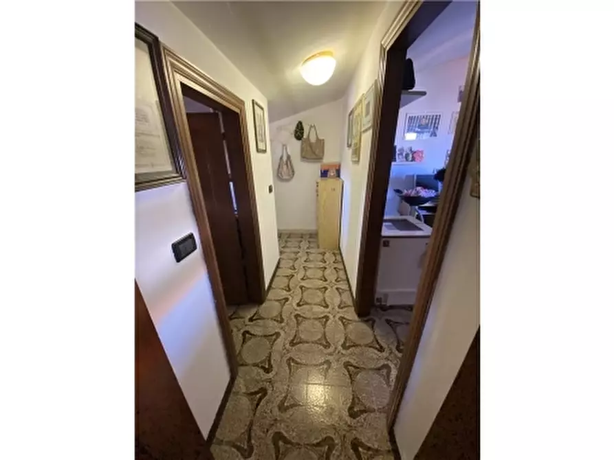 Immagine 32 di Appartamento in vendita  a Empoli