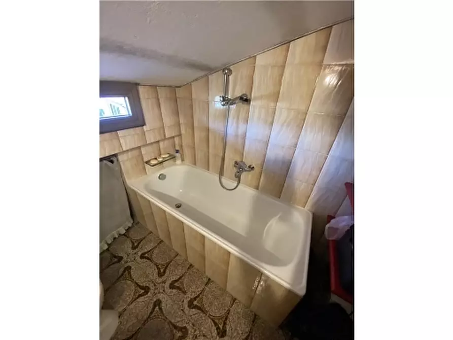 Immagine 40 di Appartamento in vendita  a Empoli