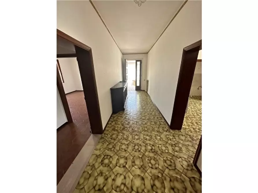 Immagine 6 di Appartamento in vendita  a Empoli