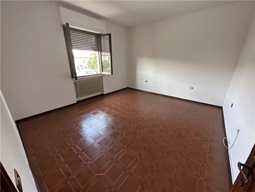 Immagine 11 di Appartamento in vendita  a Empoli