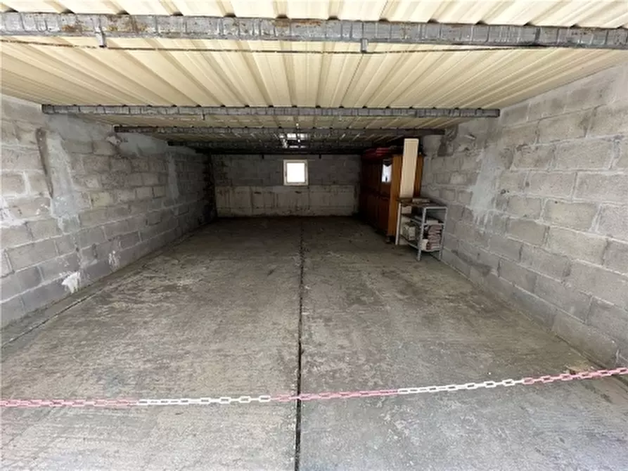 Immagine 25 di Appartamento in vendita  a Empoli