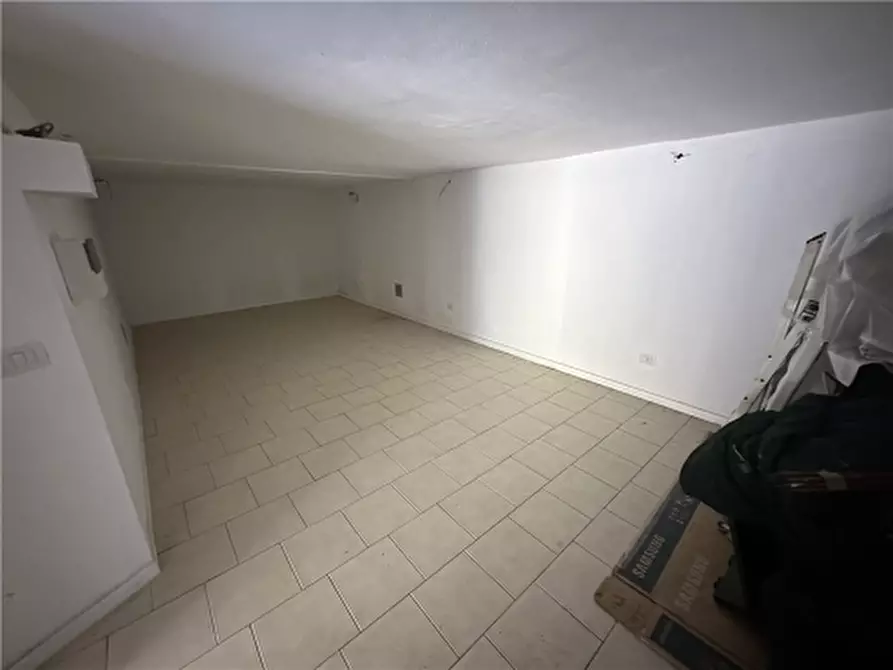 Immagine 26 di Appartamento in vendita  a Empoli