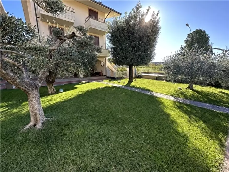 Immagine 9 di Appartamento in vendita  a Montelupo Fiorentino