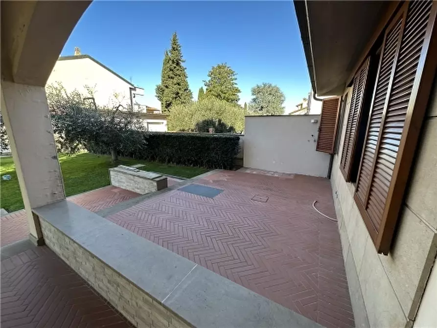 Immagine 15 di Appartamento in vendita  a Montelupo Fiorentino