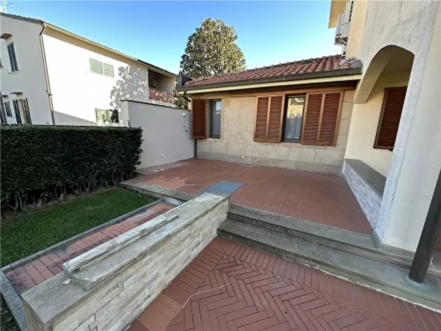 Immagine 16 di Appartamento in vendita  a Montelupo Fiorentino