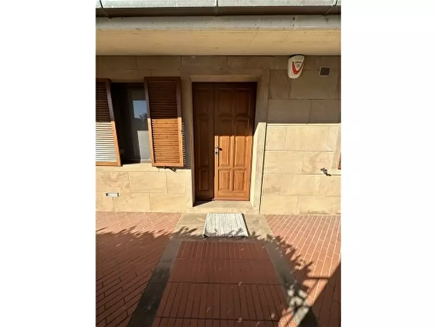 Immagine 25 di Appartamento in vendita  a Montelupo Fiorentino