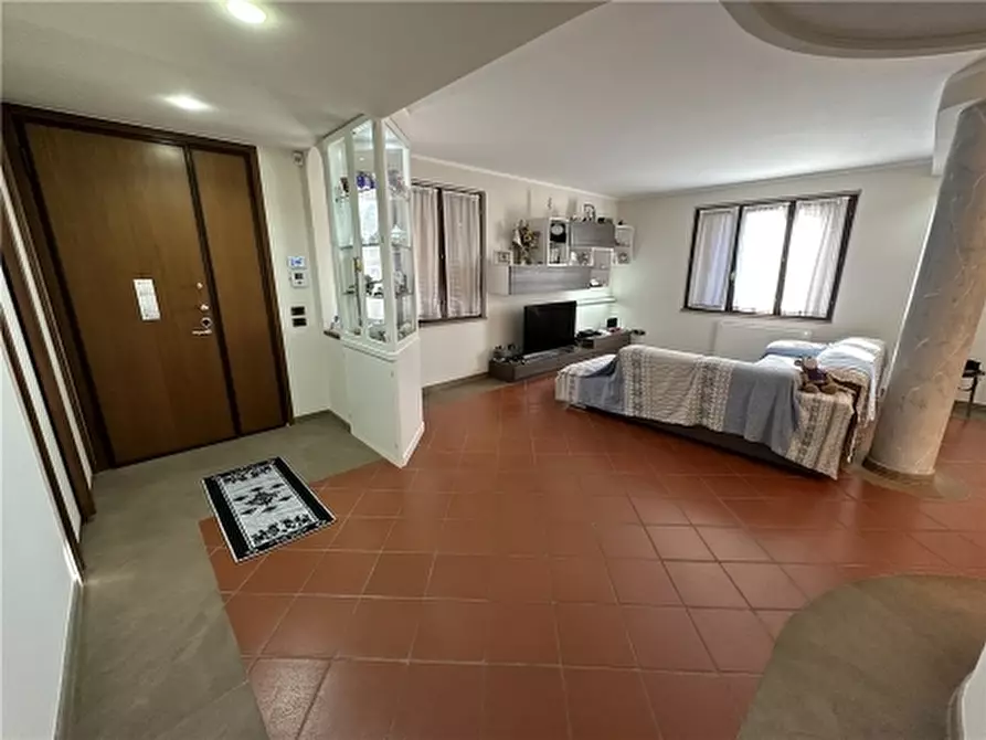 Immagine 26 di Appartamento in vendita  a Montelupo Fiorentino