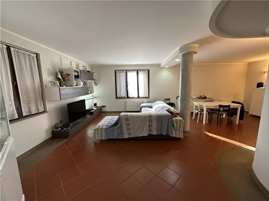 Immagine 28 di Appartamento in vendita  a Montelupo Fiorentino