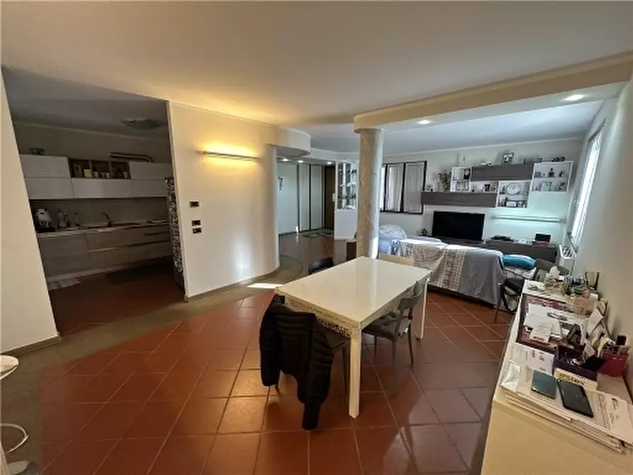 Immagine 34 di Appartamento in vendita  a Montelupo Fiorentino