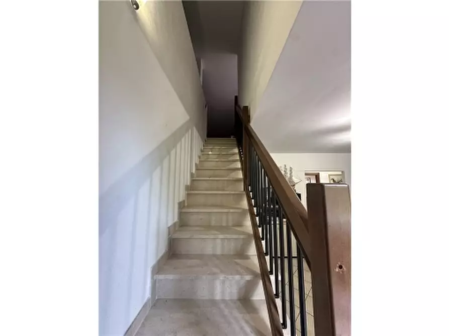 Immagine 25 di Appartamento in vendita  a Scandicci