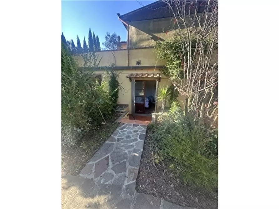 Immagine 3 di Appartamento in affitto  a Lastra A Signa