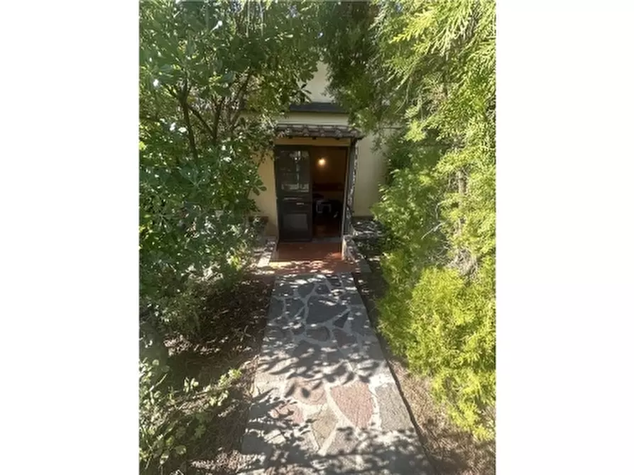 Immagine 4 di Appartamento in affitto  a Lastra A Signa