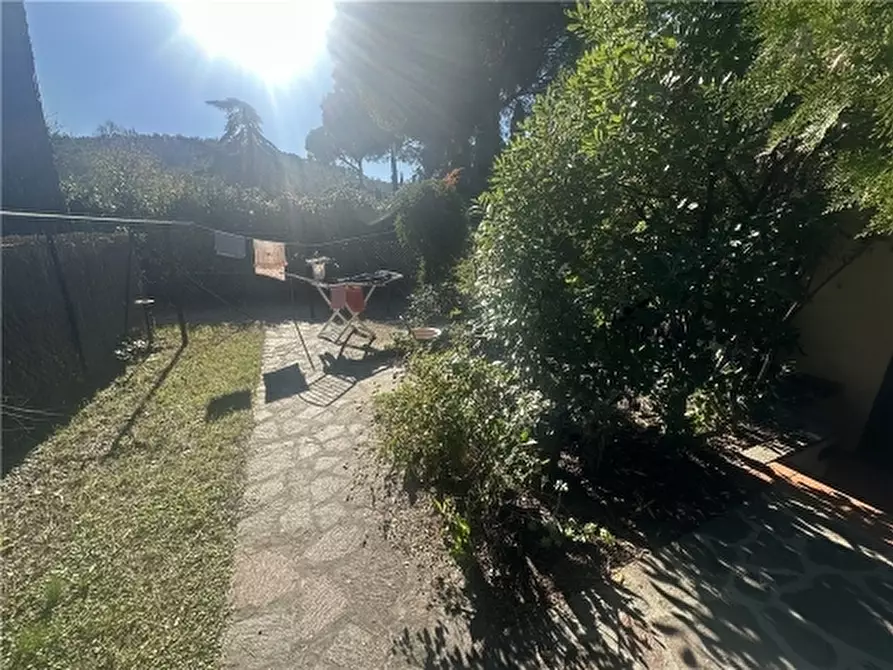 Immagine 5 di Appartamento in affitto  a Lastra A Signa