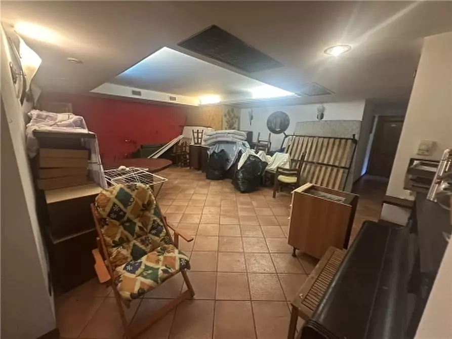 Immagine 9 di Appartamento in affitto  a Lastra A Signa