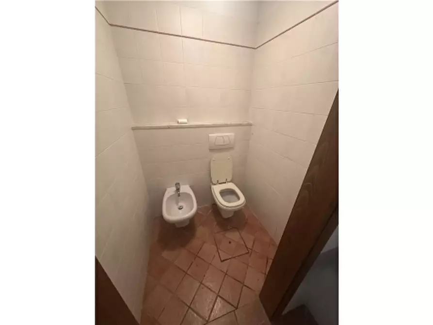 Immagine 12 di Appartamento in affitto  a Lastra A Signa