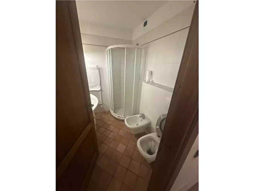 Immagine 14 di Appartamento in affitto  a Lastra A Signa