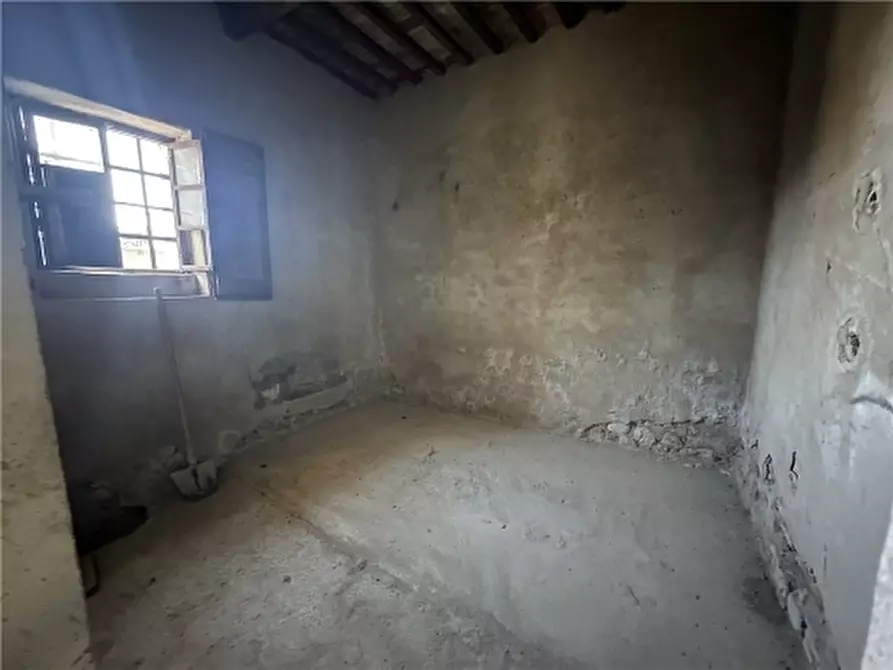 Immagine 31 di Appartamento in vendita  a Empoli